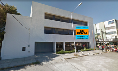 SE RENTA TODO O EN PARTES EDIFICIO EN ZONA DORADA