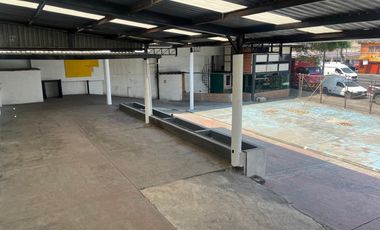 LOCAL COMERCIAL CON USO DE SUELO COMERCIAL E INDUSTRIAL EN RENTA