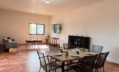 ¡Oportunidad Única! Encantadora Finca en Venta en la Ruta del Vino