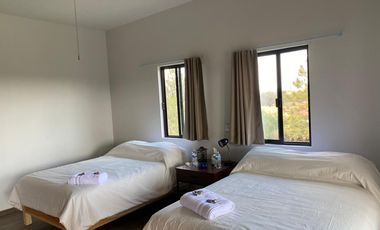 ¡Oportunidad Única! Encantadora Finca en Venta en la Ruta del Vino