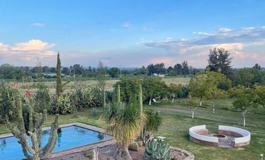 ¡Oportunidad Única! Encantadora Finca en Venta en la Ruta del Vino
