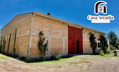 ¡Oportunidad Única! Encantadora Finca en Venta en la Ruta del Vino