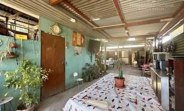 SAN ESTEBAN - VENDE CASA 3D 1B 1E - AV. 26 DE DICIEMBRE