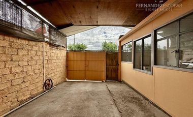 SAN ESTEBAN - VENDE CASA 3D 1B 1E - AV. 26 DE DICIEMBRE