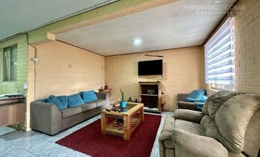 SAN ESTEBAN - VENDE CASA 3D 1B 1E - AV. 26 DE DICIEMBRE