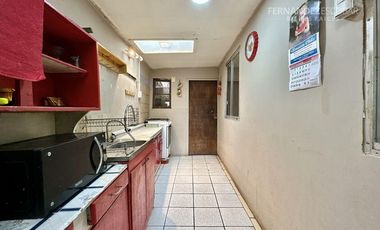 SAN ESTEBAN - VENDE CASA 3D 1B 1E - AV. 26 DE DICIEMBRE