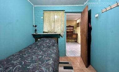 SAN ESTEBAN - VENDE CASA 3D 1B 1E - AV. 26 DE DICIEMBRE