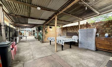 SAN ESTEBAN - VENDE CASA 3D 1B 1E - AV. 26 DE DICIEMBRE