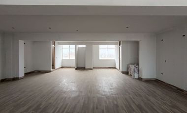 VENDO EDIFICIO COMERCIAL 5 PISOS EN AV TRAPICHE COMAS