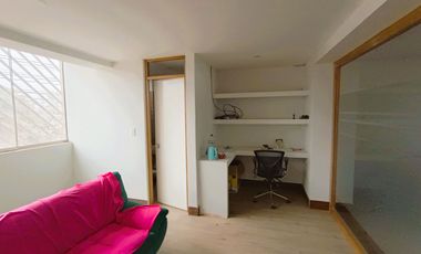 VENDO EDIFICIO COMERCIAL 5 PISOS EN AV TRAPICHE COMAS