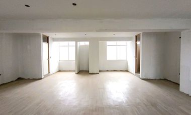 VENDO EDIFICIO COMERCIAL 5 PISOS EN AV TRAPICHE COMAS