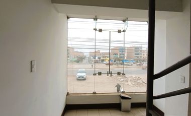 VENDO EDIFICIO COMERCIAL 5 PISOS EN AV TRAPICHE COMAS