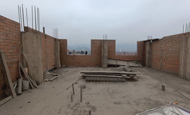 VENDO EDIFICIO COMERCIAL 5 PISOS EN AV TRAPICHE COMAS