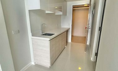 Rush Sale! 1BR Loft Seaview  in Mandani Bay, Mandaue City, Cebu. BrandNew & Move-In Ready.