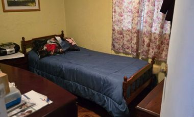 SE VENDE ESPACIOSA CASA CON TERRENO EN COMALLE