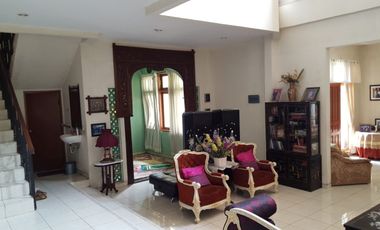 Rumah Dalam Komplek View Golf Pondok Indah , 350 Meter Ke Jalan Haji Nawi Raya
