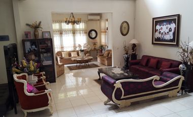 Rumah Dalam Komplek View Golf Pondok Indah , 350 Meter Ke Jalan Haji Nawi Raya