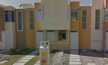 Casa en Remante Bancario.  **Fantástica oportunidad que no puede dejar pasar**