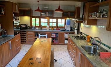 Se Vende Parcela con casa colonial  en Sector Vaticano, Requínoa, Región de O’Higgins.