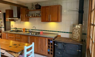 Se Vende Parcela con casa colonial  en Sector Vaticano, Requínoa, Región de O’Higgins.