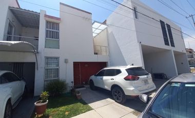 Casa en Venta Real del Valle 		$1,900,000