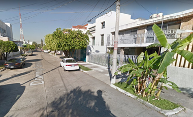 CASA EN VENTA EN GUADALAJARA COL. PRADOS PROVIDENCIA