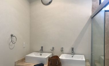 Casa en Venta Bosques Vallarta.		$6,300,000
