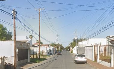 Bonita y amplia casa en remate en Los Álamos , Nuevo Laredo, Tamaulipas!
