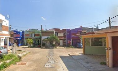 VENTA DE CASA EN EL FRACCIONAMIENTO LAS OLAS EN COSOALEACAQUE, VERACRUZ