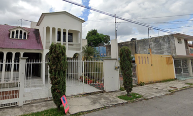 VENTA DE CASA EN LA COLONIA LAS PALMAS EN POZA RICA DE HIDALGO EN VERACRUZ