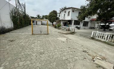 CASA EN ALQUILER AMPLIA IDEAL PARA EMPRESAS
