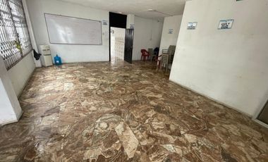 CASA EN ALQUILER AMPLIA IDEAL PARA EMPRESAS
