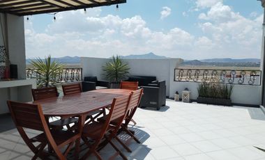 Departamento con roof garden en venta, dos recamaras. Muy cerca de la CDMX