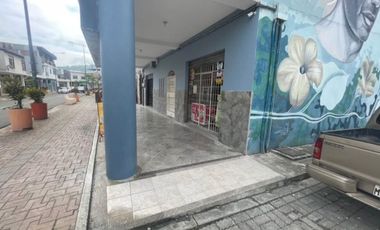 LOCAL COMERCIAL CERCA DEL MUNICIPIO PORTOVIEJO