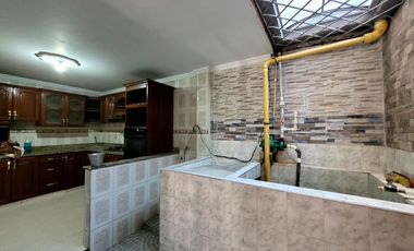 ARRIENDO CASA EN MONTECARLO