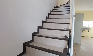 CASA 2 PISOS , ZUMPANGO