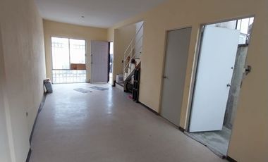 CASA 2 PISOS , ZUMPANGO