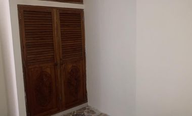 Alquilo departamentos en Sauces 8