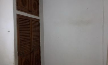 Alquilo departamentos en Sauces 8