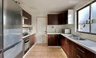 SAN FELIPE - VENDE CASA 4D 4B 3E PISCINA