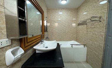 Contemporary 4 Bedrooms Well-Maintained 3-Storey House and Lot in Green Meadows @ Orchard Salitran 4 Dasmariñas Cavite