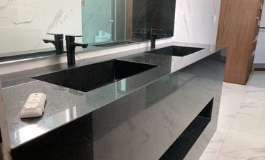 RENTA CASA AMUEBLADA EN COL. CHEPEVERA ZONA CENTRO