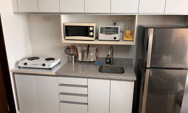 FURNISHED ONE (1) BEDROOM WITH PARKING