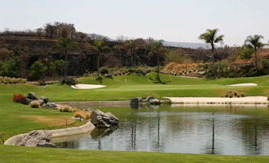 TERRENO EN VENTA LAS LOMAS GOLF  &. HÁBITAT