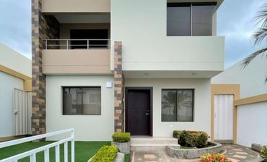 Casa de alquiler en manta zona sur