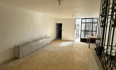 Local comercial con departamento