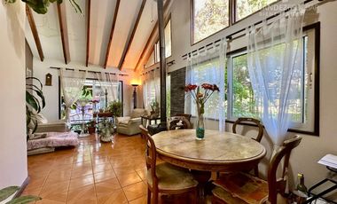 SAN VICENTE - VENDE CASA 3D 2B PISCINA - LA CORA