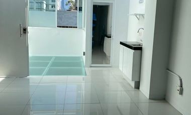 Venta de edificio de oficinas impecable: 929m2 constr. 4 niveles, elevador. Col. Roma Norte