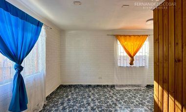 LOS ANDES - VENDE CASA DOS PISOS PAREADA 2D 1B - VILLA EL HORIZONTE