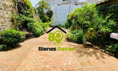 Casa en venta FRENTE A LA ROQUETA